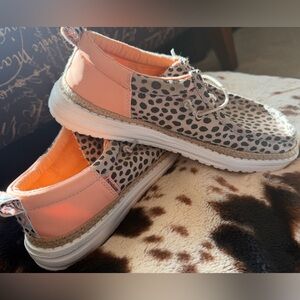 Hey Dude Women's Cheetah Print Shoes - Peach, Beige, and Black
